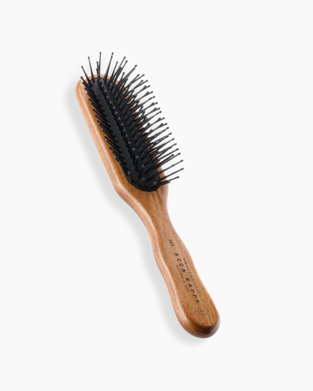 Brosse pneumatique avec broches résistantes à la chaleur